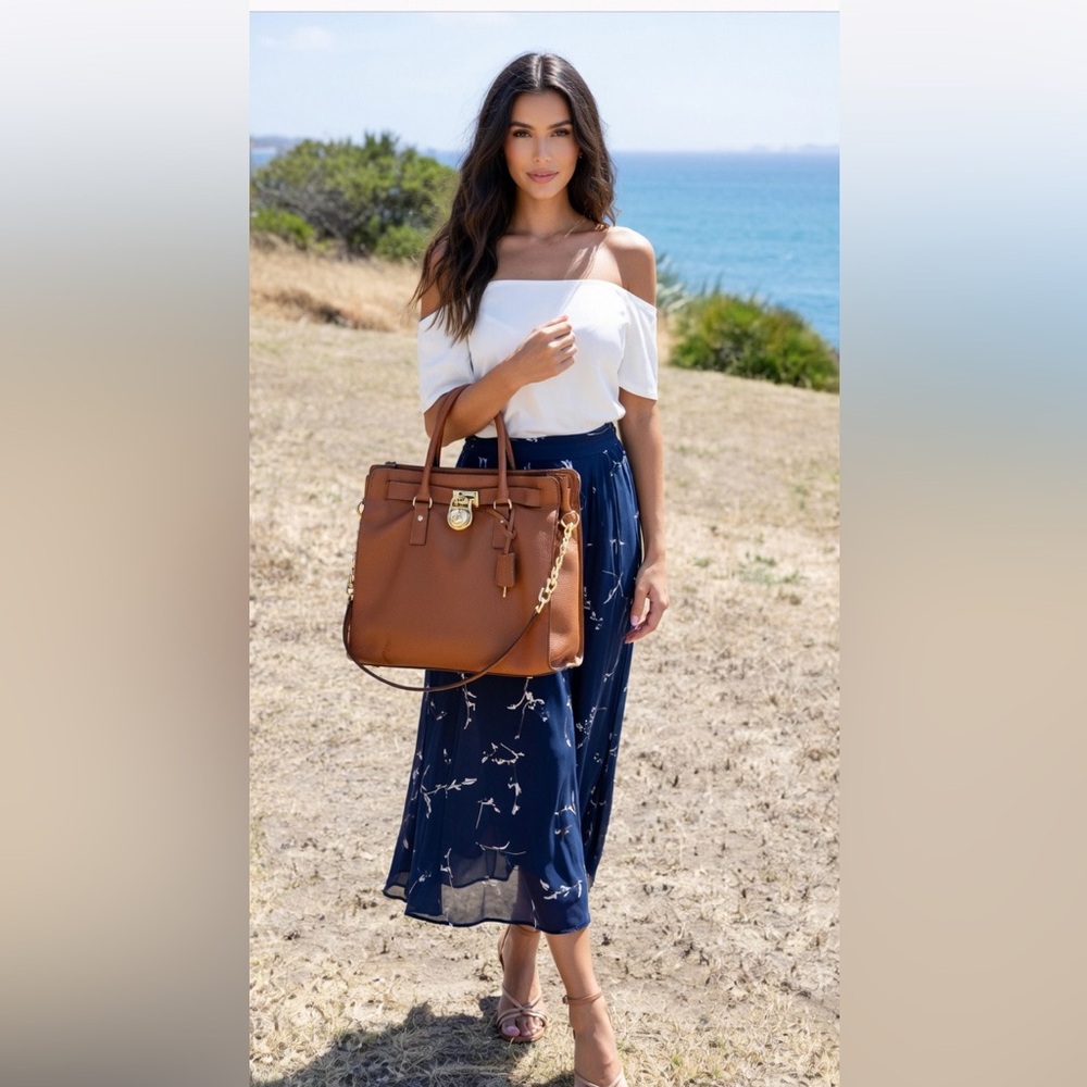 Michael Kors Hamilton Whipstitch Tote in Camel Tan